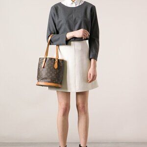 Louis Vuitton petite bucket bag 23